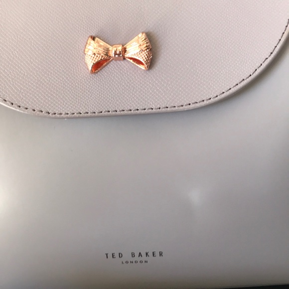Ted Baker Bag of London - Picture 4 of 6